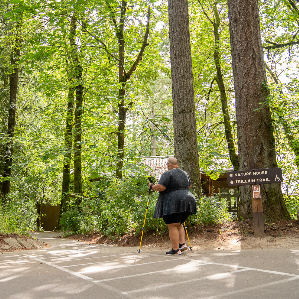 Passing trail sign